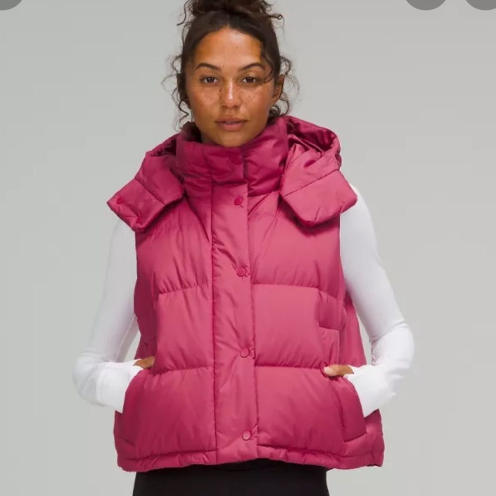 LULULEMON Wunder Puff Puffer Vest Pink lychee Crop hood GORGEOUS Size 6